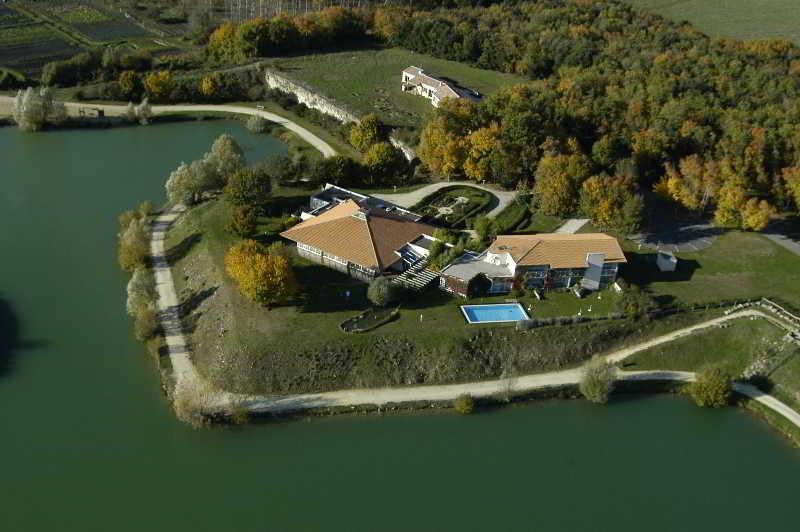 Les Jardins Du Lac Trizay Bagian luar foto